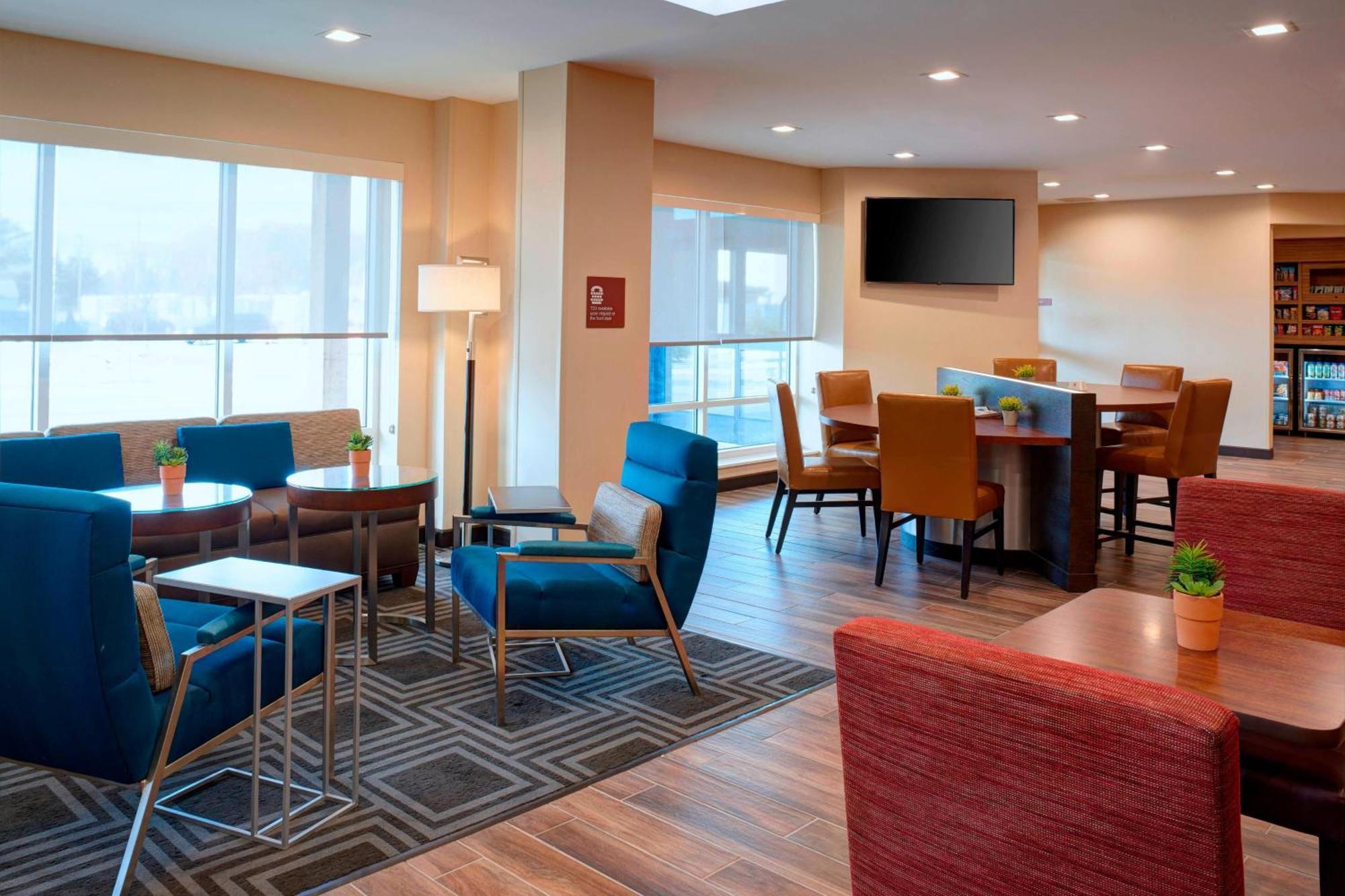 Towneplace Suites By Marriott Grand Rapids Airport Cascade Kültér fotó