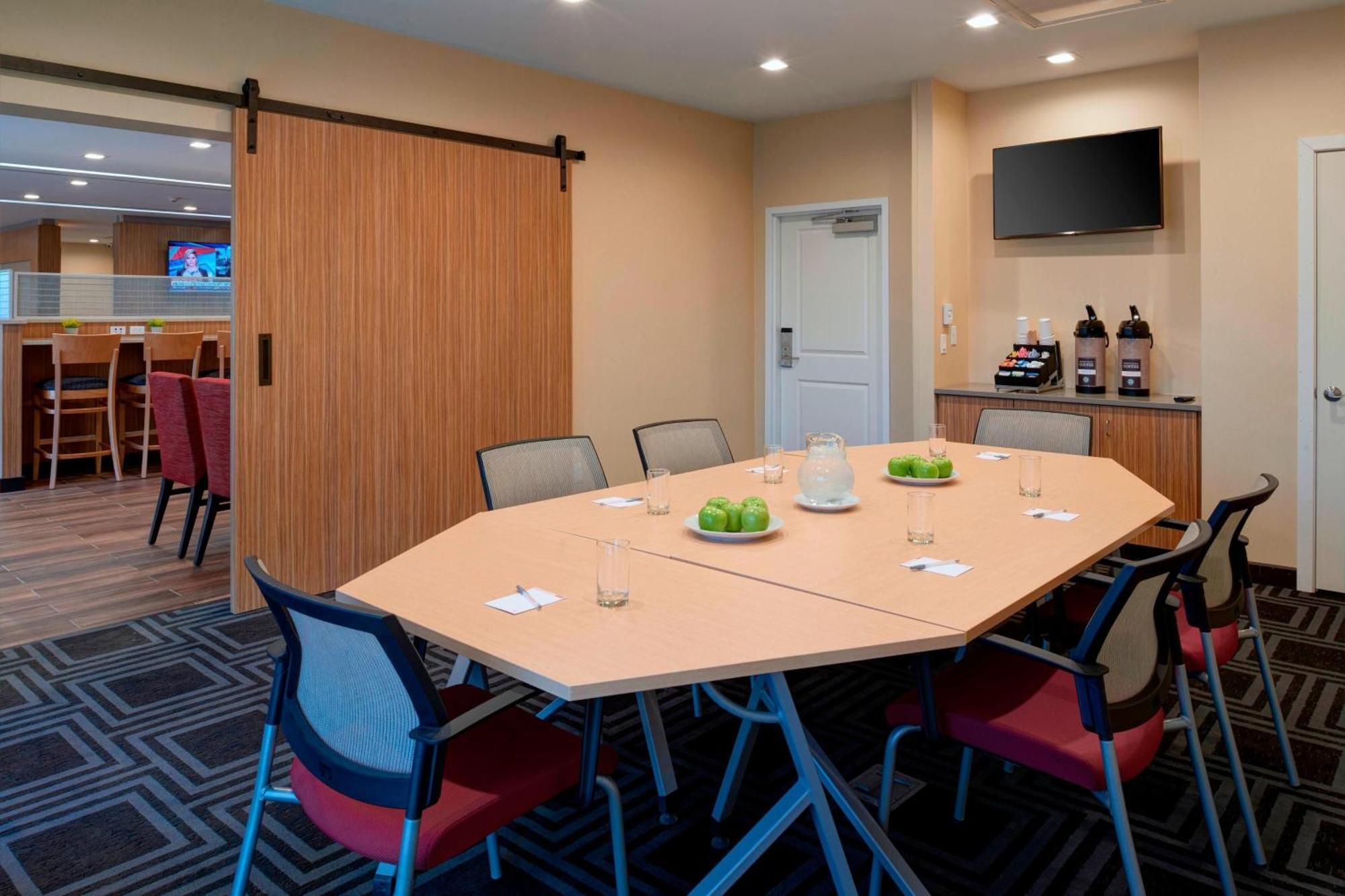 Towneplace Suites By Marriott Grand Rapids Airport Cascade Kültér fotó